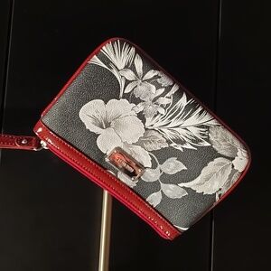 Nine west wristlet